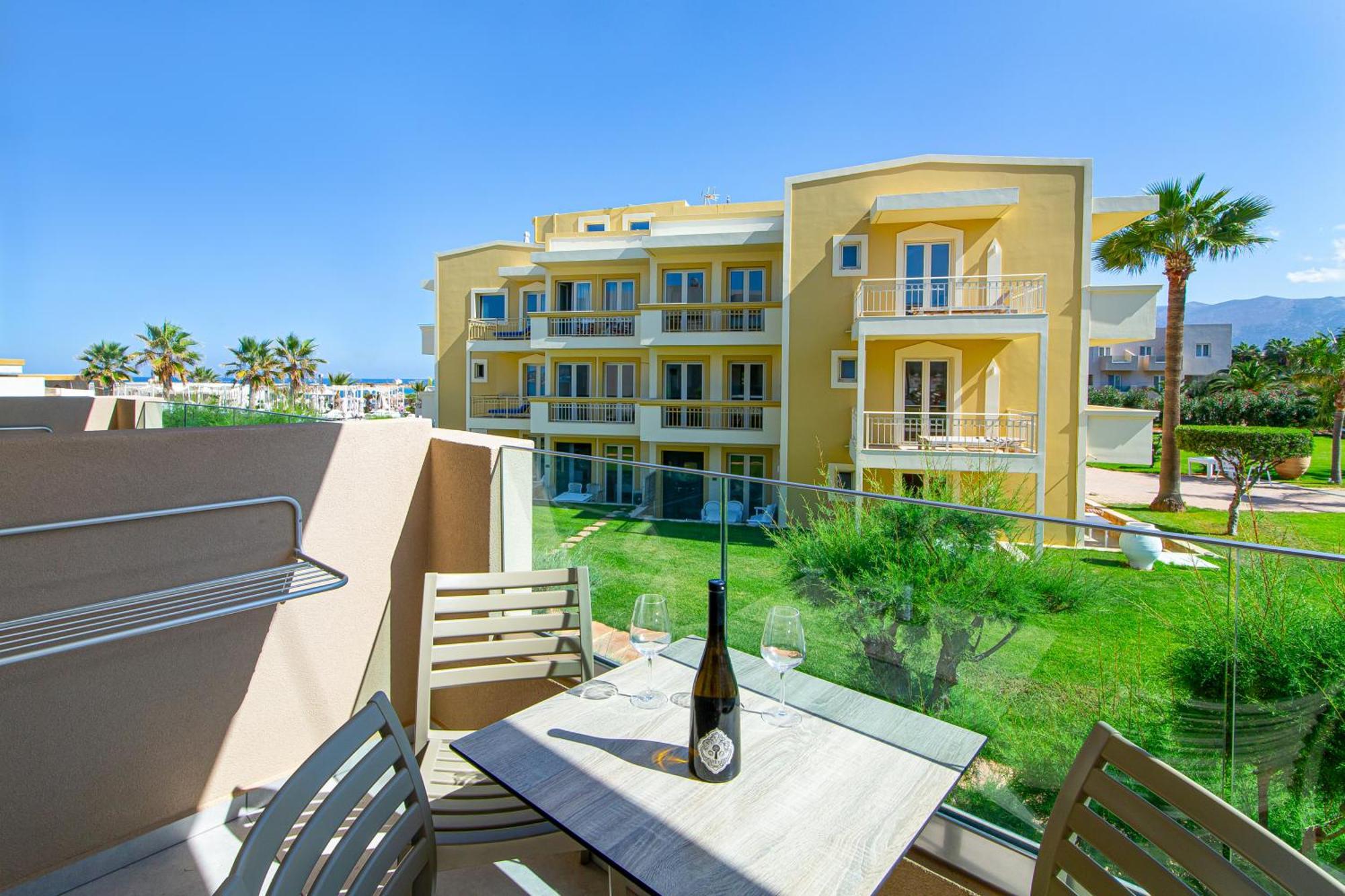 Theo Star Beach Hotel Malia Exteriör bild
